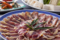 "Pheasant hot pot  Deluxe plan (1 night with 2 meals)" where you can enjoy the landlady's secret gibier hot pot and hot springs
