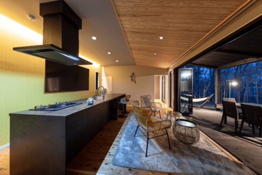 ■平日ひとり旅■＜4月限定＞春の息吹を感じる「自分へのご褒美」旅♪ 素泊まりで自由に楽しむ、くじゅう開放感ステイ【選べるお食事】