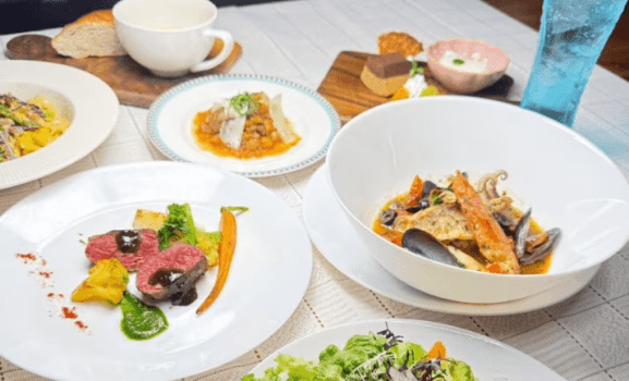 【選べる2種のシェフズコース】MOUNT Qで味わう贅沢ディナー｜1泊2食付きプラン♪