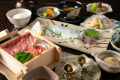 会席イメージ（イカの活き造りはお一人様１匹ではありません。ご了承ください）