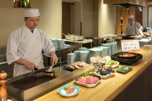 【オンラインカード決済限定】ビュッフェゆいの一楽　夕食17：30