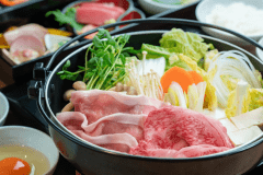 那須和牛サーロインと那須郡司豚のすきやき