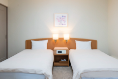 和洋室雙單人床房間(2床)（7名定員・94平方公尺）【禁煙】