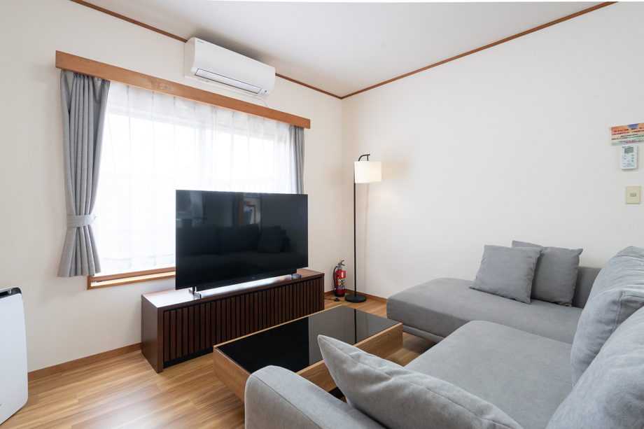☆【相模湾一望の絶景オーシャンビュー】デッキでBBQもOK！温泉付き2階建て貸別荘（4LDK）（280）※ペット同伴不可