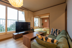 ザ・フォレストコテージ（玄岳（くろたけ）台1-954）