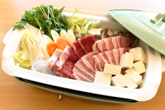 【箱根山麓豚のこだわり＜しゃぶしゃぶ＞夕食付】全棟温泉付き！ペットと泊まれる1棟まるごと貸別荘でのんびりSTAY