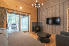 【平屋天然温泉・薪ストーブ・サウナ】～ミ―サ～【4名定員 1LDK ドッグラン約150㎡】