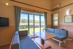 B1　レイクサイドドッグヴィラ【4名定員 2L ドッグラン約100㎡】