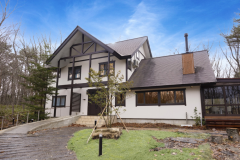 【大ホール＆離れ浴室・サウナで贅沢コテージ】ブーケ【10名定員、4LDK、ドッグラン約118㎡】