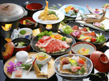 【スタンダード｜会場食】＜1泊2食＞貸切風呂１回無料特典！料理長自慢、旬を味わう季節の会席料理