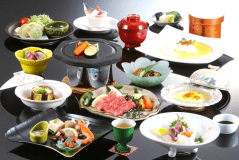 但馬牛ステーキ付き「春」の会席プラン☆3つの貸切温泉無料＆外湯巡り券付☆お部屋食♪