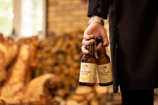 【こりすの庭】厳選したクラフトビールなど、十勝ならではのドリンクも取り揃えております。 【こりすの庭】厳選したクラフトビールなど、十勝ならではのドリンクも取り揃えております。