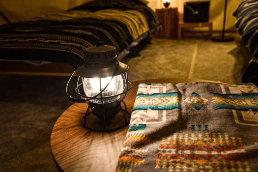 ［ドームテント］やさしい灯りが、夜の時間を穏やかに彩ります。