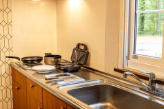 【コテージ】基本的な調理器具をご用意。