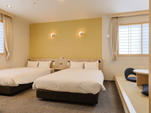 和洋室デラックスツイン（Sertaダブルベッド仕様）【禁煙】