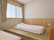 和洋室デラックスツイン（Sertaダブルベッド仕様）【禁煙】