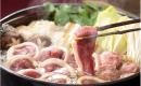 鴨鍋は、湖北を代表する冬の定番人気メニューの一つです。
当館の鴨は、真鴨の中でも青くびと呼ばれる種類を厳選して使用しております