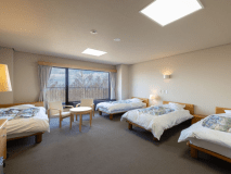 洋室（4ベッド）バリアフリー・バス・トイレ付き