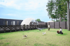 B☆CABIN（ウッドデッキ・専用ドッグラン・ドームテント)