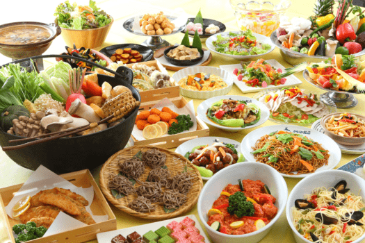 地元の旬の食材を盛り込んだバイキング。お好きな物をお腹いっぱいお召し上がりください♪
