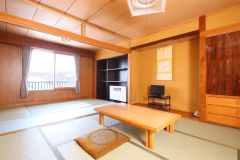 Japanese-style room (with bath and toilet)