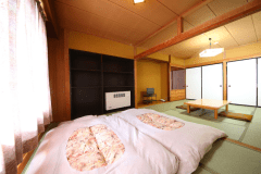 Japanese-style room (with bath and toilet)