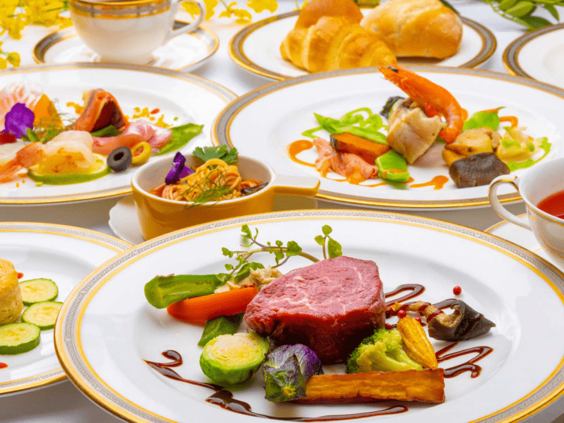 【記念日】結婚式・誕生日におススメ！本格フレンチコース＋ケーキ＆ワンドリンク付き♪