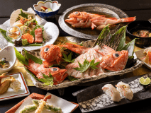 【きんき尽くし】を様々な料理でお届け♪料理長自慢の他ではない贅沢な会席料理