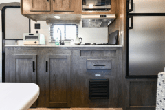 ショートトレーラー★小学生まで添い寝無料