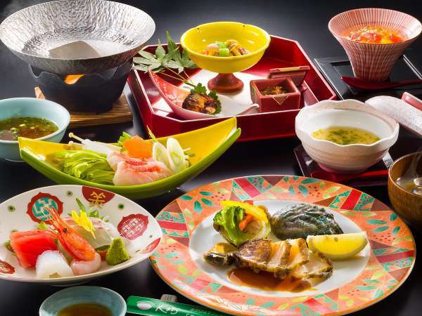 オープンキッチンレストラン旬の坊で提供される旬の彩り会席＆選べるグリル料理（一例）