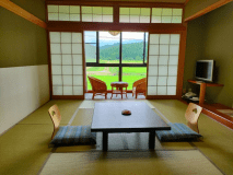 部屋から望む立山連峰の朝日と夕日２Fユニットバス付　和室１０畳【禁煙】