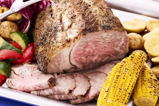 肉料理などをBBQ気分でお楽しみいただけます
