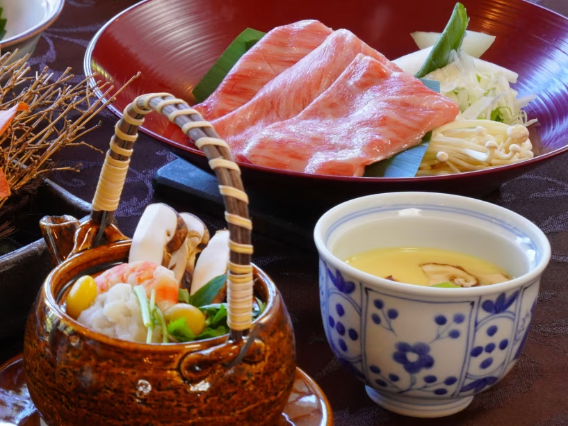 松茸３品＆信州プレミアム牛のすき焼き