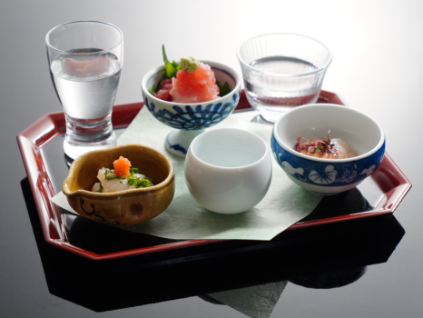 選べる特典：利き酒３種おつまみセット（秀峰喜久盛　夜明け前　茜さす　真澄辛口ゴールドのうち３種）