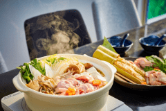 【1泊2食／ルームチャージ】＜Relaxed stay＞旨塩鶏鍋を味わうお部屋食プラン／1棟料金