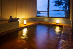 【オーシャンビュー半露天風呂付和洋室】-客室風呂-