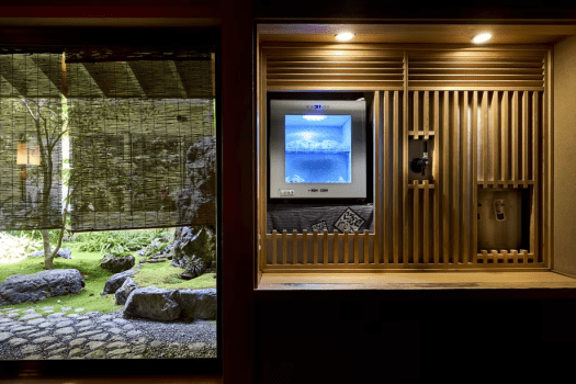 【ラウンジ】湯上りビール・アイスをご提供しております。ご入浴後の待ち合わせにどうぞ。