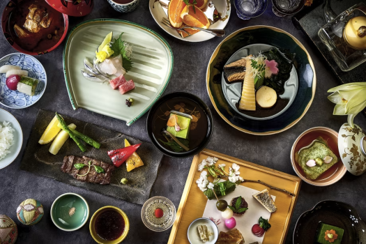 【ご夕食一例】愛媛の味覚「伊予牛」のステーキがメインの会席もございます。
