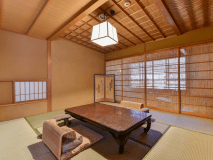 *【ベッドスイート・山茶花】8畳+寝室6畳+控4畳 夏の装い　簾戸(夏障子)