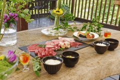 【グランピング 1泊2食付き｜里山の四季を味わう】ドームテント 朝夕食事付きプラン