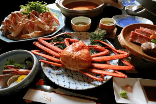 【香住蟹 &times; 但馬牛】名産「香住蟹」を丸ごと1杯堪能！但馬牛の陶板焼きも味わう贅沢グルメ会席プラン