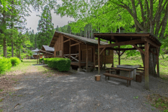 リバーサイドコテージ