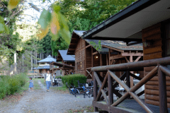 【1棟貸しコテージ】素泊まりプラン｜自由気ままなアウトドア滞在｜屋根付きBBQスペース付｜天然温泉