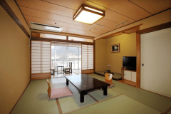 緩やかな時間が過ぎる寛ぎの和室