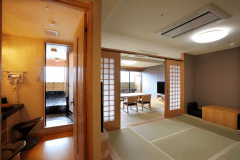 露天風呂付客室「昌客殿」和室（10畳+7畳）内風呂なし（一例）