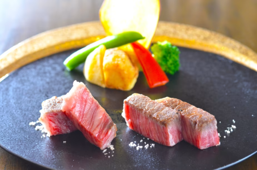 【50歳以上がお得】夫婦で過ごす大人旅プラン☆船小屋牛が味わえるグレードUPした夕食＆ワンドリンク付き