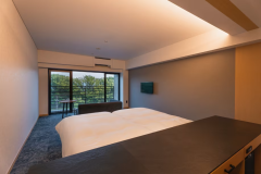 ハリウッドツイン+ソファ+バルコニー付き ハリウッドツイン+ソファ+バルコニー付き