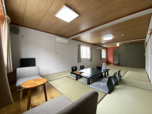 和室16畳（4〜7名様）