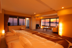 【敷地内源泉掛け流し半露天風呂付客室】『潮騒の花』