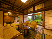 【和洋室】◆秀水◆和室8畳＋応接間8畳＋ベッドルーム－純和風庭園－